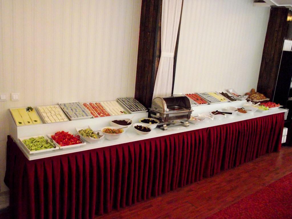 Akman Hotel Κουσάντασι Εξωτερικό φωτογραφία