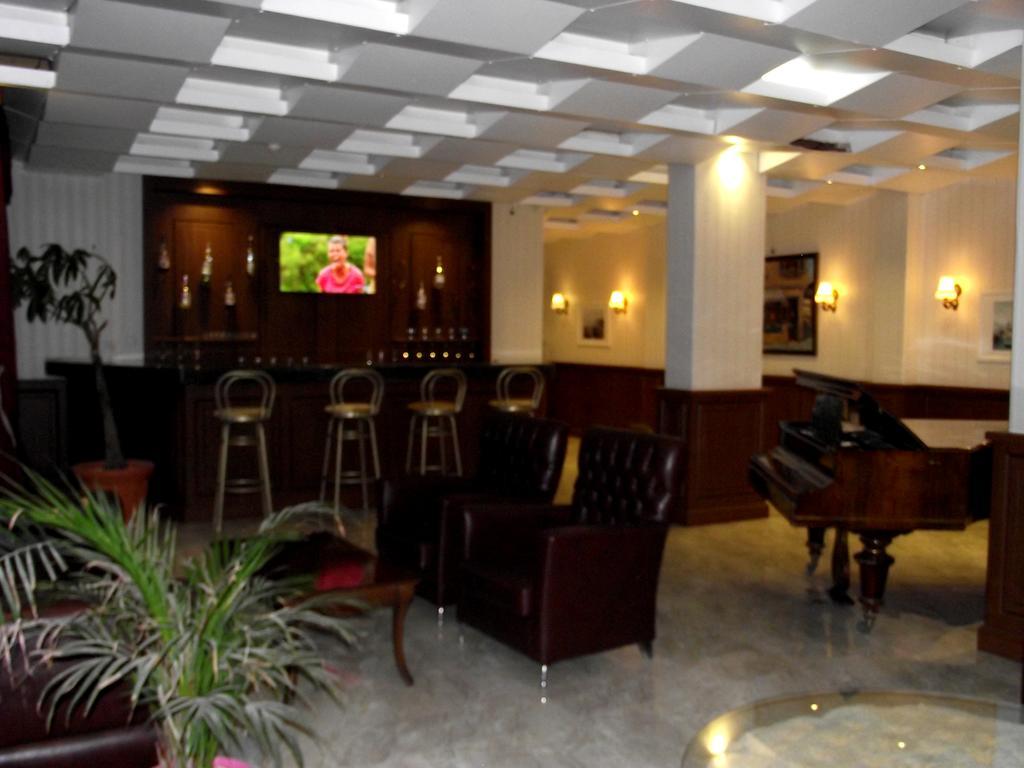 Akman Hotel Κουσάντασι Εξωτερικό φωτογραφία