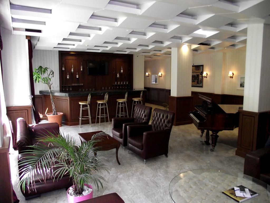 Akman Hotel Κουσάντασι Εξωτερικό φωτογραφία